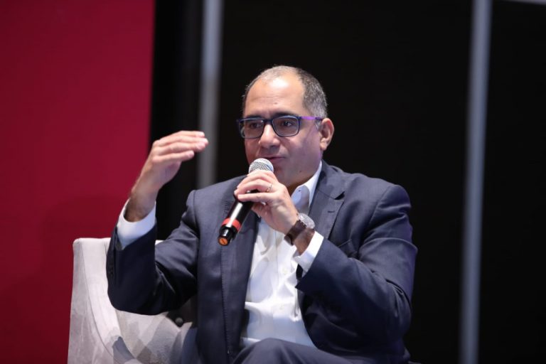 Julio Juárez, Académico de la UNAM.