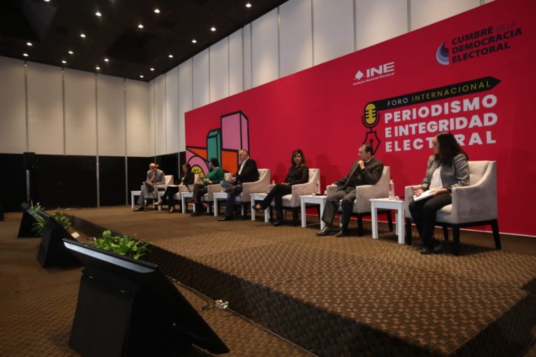 Mesa “Elecciones, violencia y ejercicio del periodismo en México” en el marco del  Foro Internacional Periodismo e Integridad Electoral.