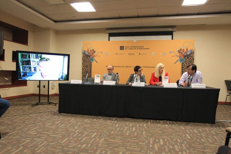 Presentación de la obra “Ciudadanía en expansión. Orígenes y funcionamiento de la democracia directa contemporánea de David Altman”.