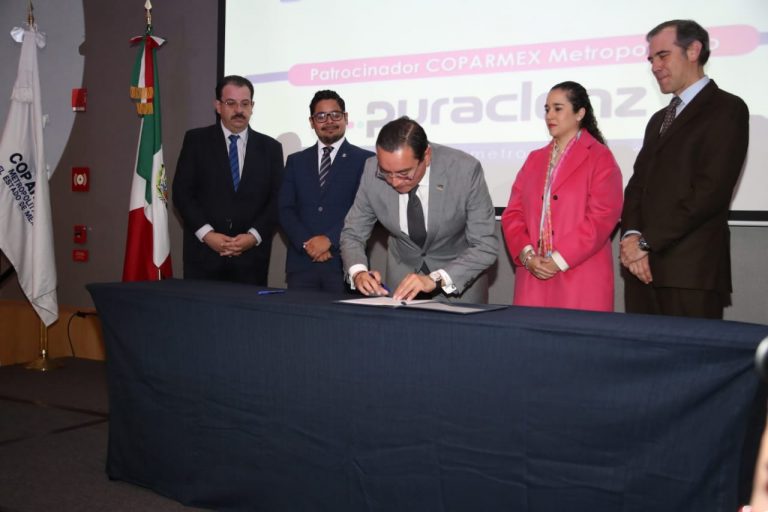 Firma de Carta Compromiso entre COPARMEX Estado de México y el IEEM.