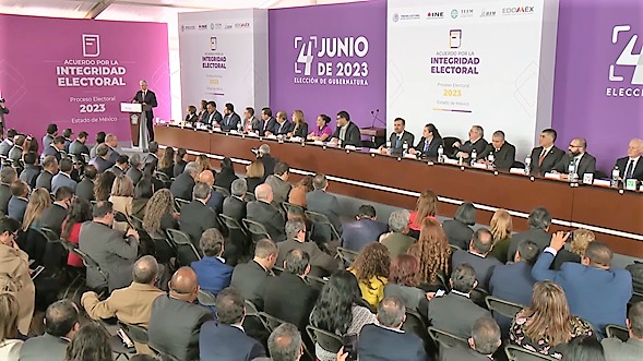 Alfredo del Mazo Maza, Gobernador del Estado de México.