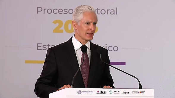 Alfredo del Mazo Maza, Gobernador del Estado de México.