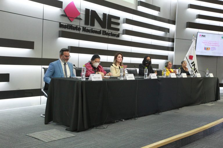 Acto de premiación del Concurso Nacional “Tejiendo redes ciudadanas por juventudes diversas”.