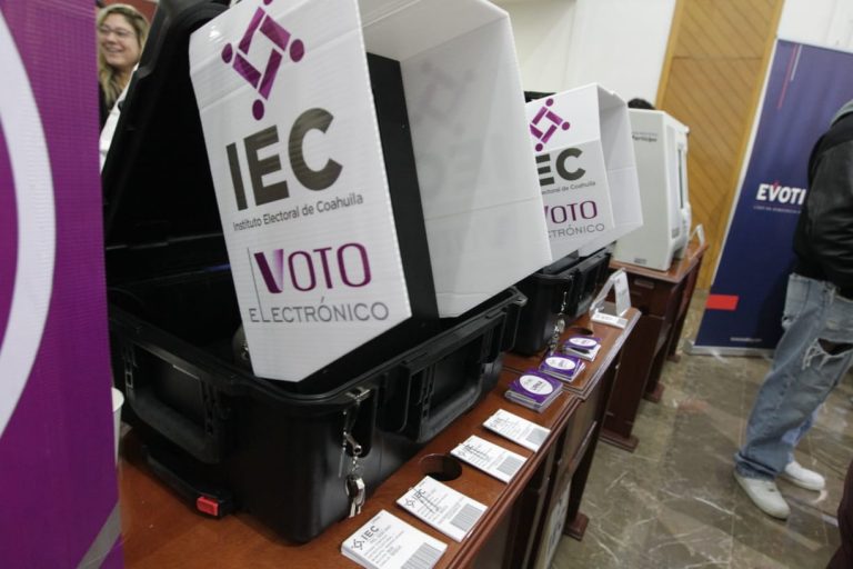 Inauguración: Exposición tecnología aplicada para Procesos Electorales y de Participación Ciudadana.