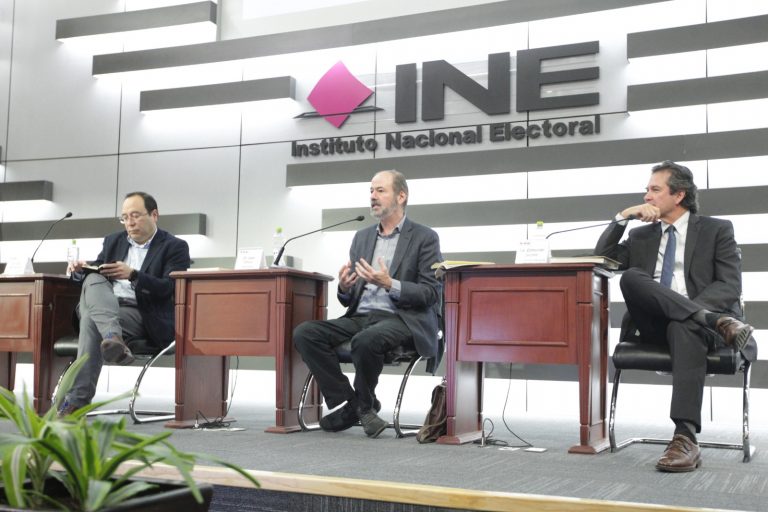 Juan Volloro, Conferencista