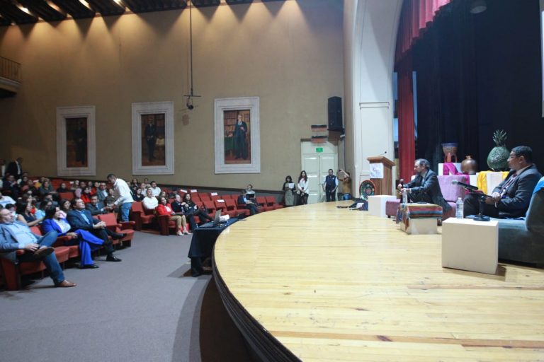 Conferencia "riesgos y desafíos para nuestra democracia" en el marco del IV Foro Nacional de la Asociación de Contraloras y Contralores de Institutos Electorales en México (ANCCIEM).