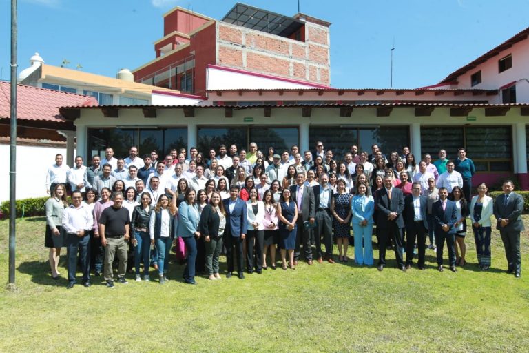 Conferencia "riesgos y desafíos para nuestra democracia" en el marco del IV Foro Nacional de la Asociación de Contraloras y Contralores de Institutos Electorales en México (ANCCIEM).