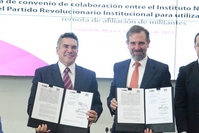 Firma de convenio de colaboración INE-PRI,  para utilizar la aplicación digital remota de afiliación de militante