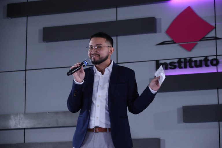 Edwin Reyes Tuz, Coordinador de Fortalecimiento de Alternativas y Capacidades A.C.