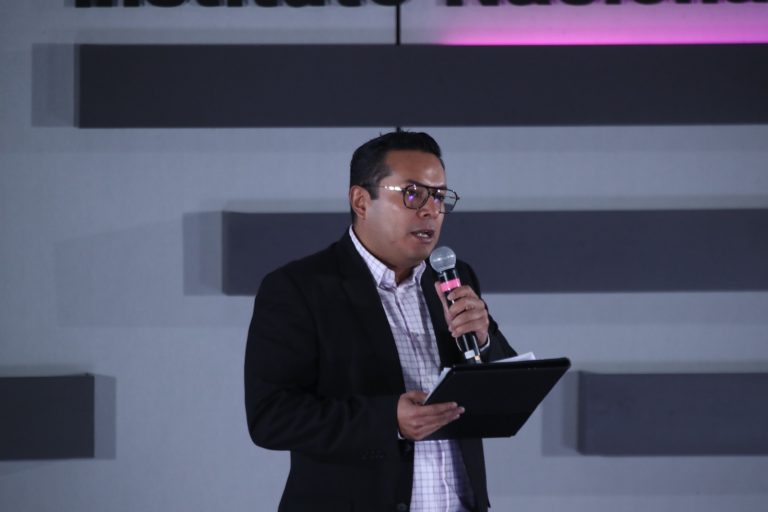 José Alberto Bueno Saldaña, Subdirector de Gestión y Operación de Programas.