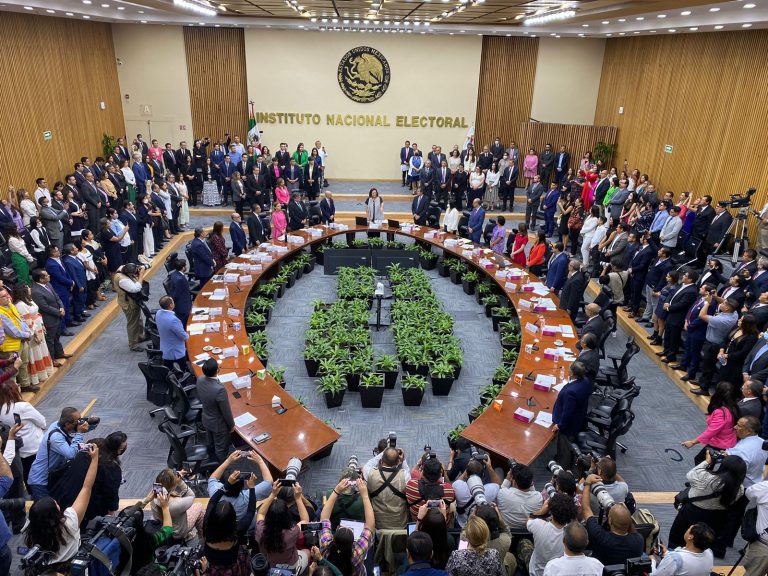 Sesión Protocolaria del Consejo General.