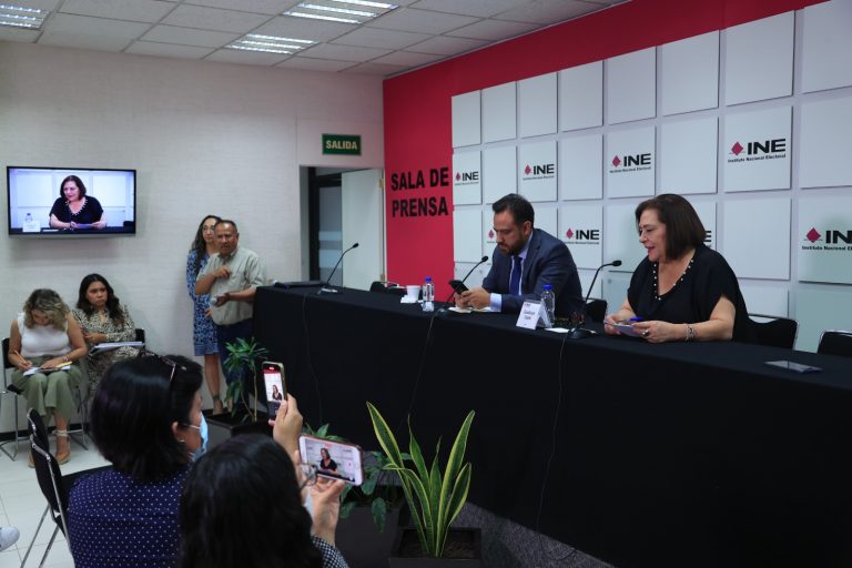 Conferencia de Prensa