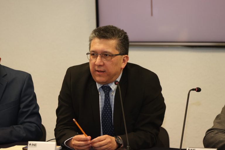 Flavio Cienfuegos, encargado e integrante del equipo de transición de la Presidencia del Consejo General del INE.