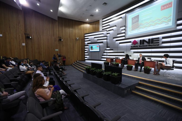 Panel: “Asambleas Ciudadanas en México y América Latina”