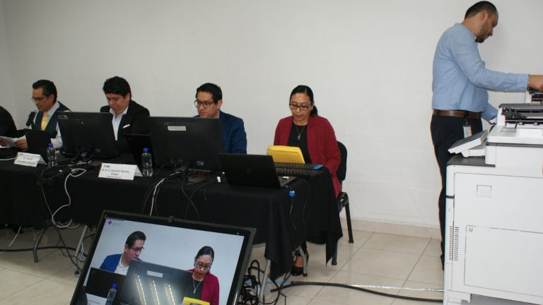 Inicio del voto por internet de los coahuilenses y mexiquenses radicados en el extranjero.