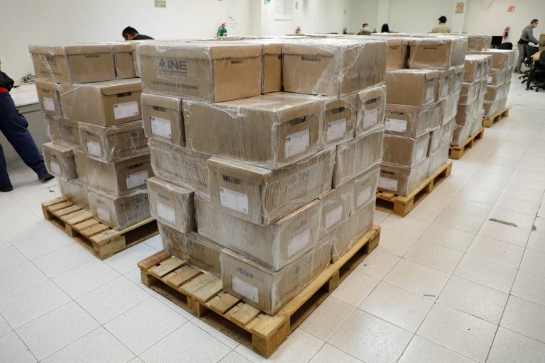 Inició de Impresión de las listas nominales para elecciones locales de Coahuila y Estado de México