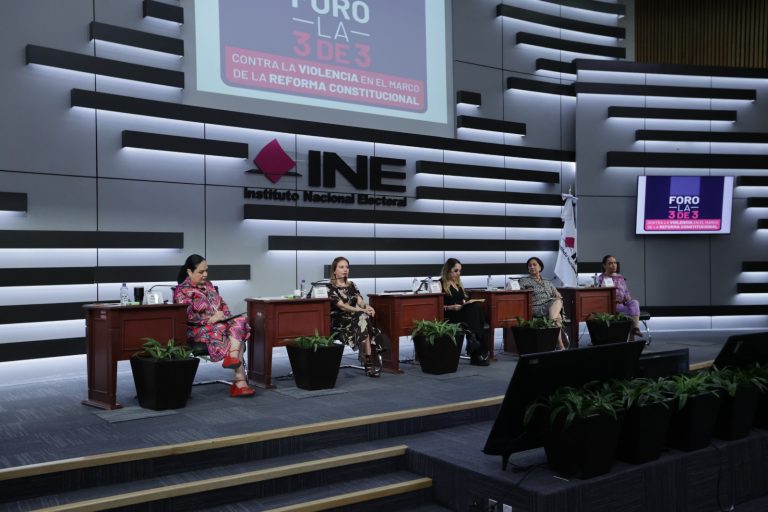 Panel 2: Retos y desafíos de la medida “3 de 3 contra la violencia” rumbo al proceso electoral concurrente 2023-2024 en el marco del ”Foro: La 3 de 3 contra la violencia en el marco de la reforma constitucional.