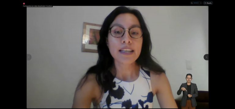 Yanet Pantoja Neri, Directora, Co-guionista y Tallerista de fotografía “Historia personal y creación visual”.