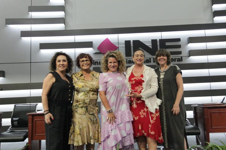 Mesa de diálogo “Constitucionalidad y paridad”