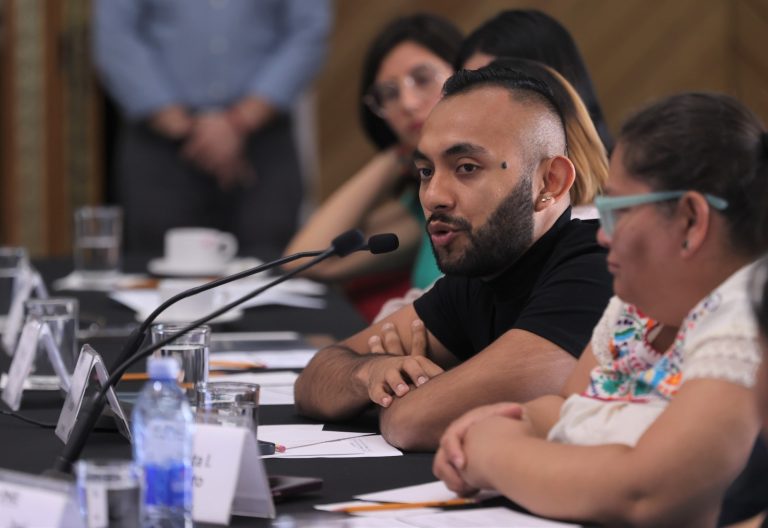 Encuentro entre el INE y Jóvenes Dreamers.