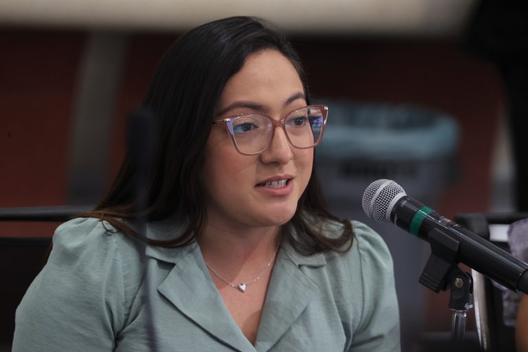 Encuentro entre el INE y Jóvenes Dreamers.