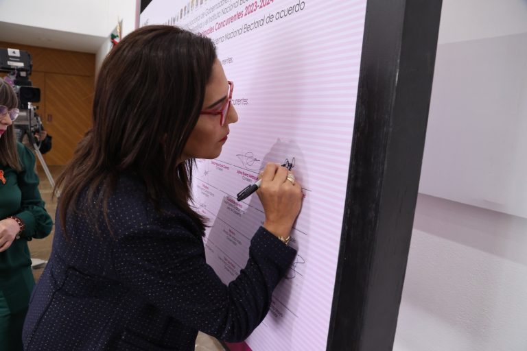 Claudia Zavala Pérez, Consejera Electoral.