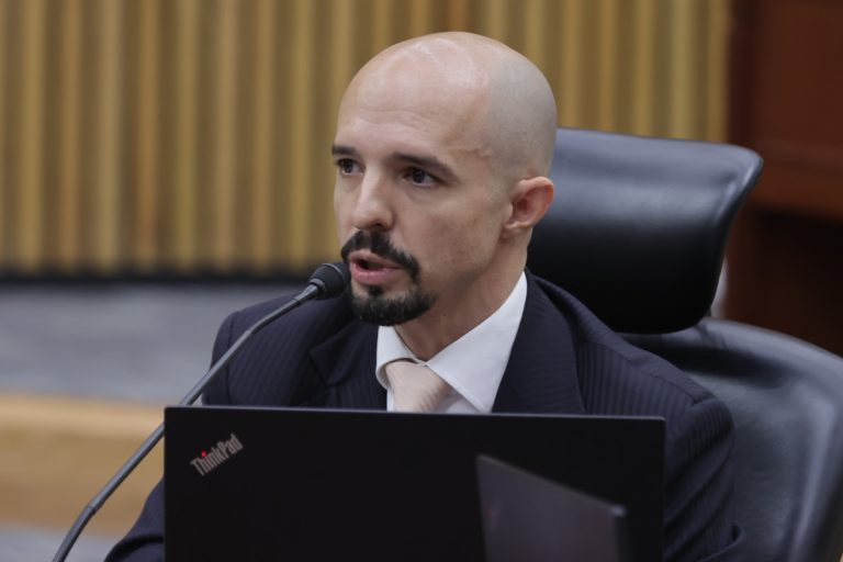 Arturo Castillo Loza, Consejero Electoral.