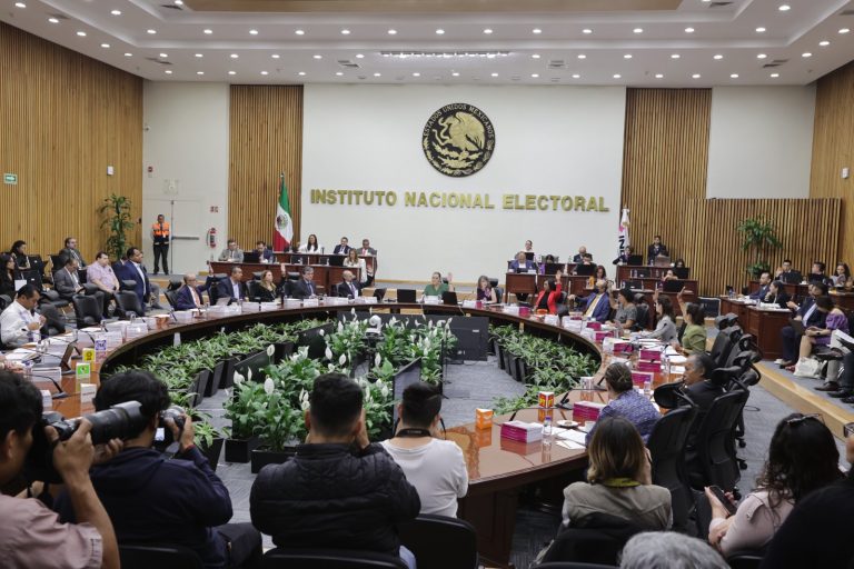 Sesión Extraordinaria del Consejo General.