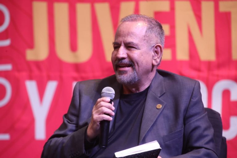 Arturo Ordaz Álvarez, Profesor del Programa de Administración Pública de la Universidad de Sonora.