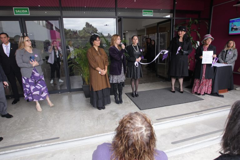 Evento titulado 70 años del voto de las Mujeres en México: Forjadoras de la Democracia.