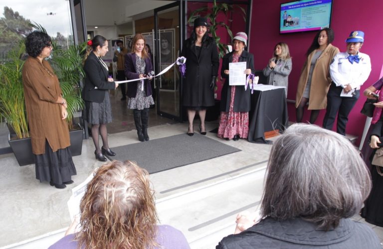 Evento titulado 70 años del voto de las Mujeres en México: Forjadoras de la Democracia.