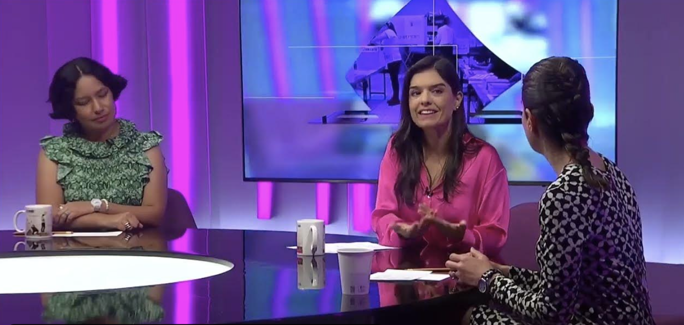 Imagen del panel Democracia en la Mesa