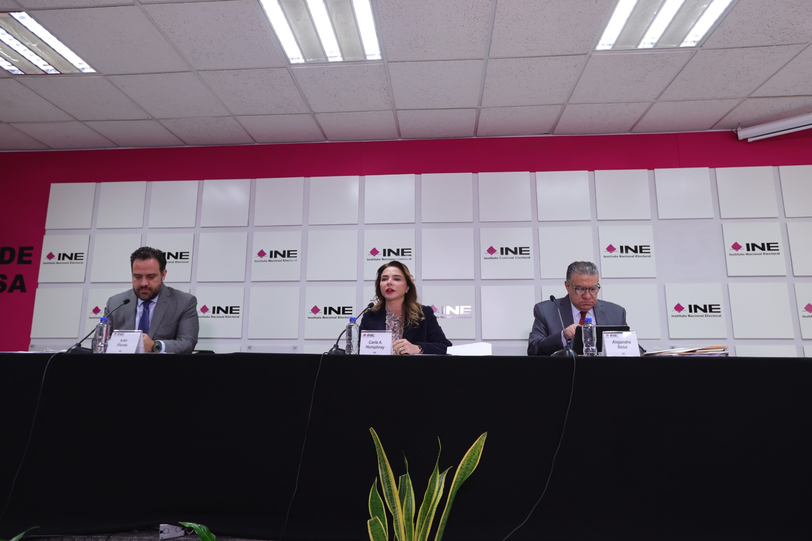 Conferencia de prensa acerca del proceso de credencialización
