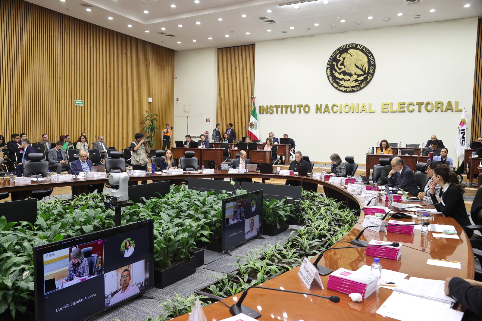 Sesión del Consejo General del INE