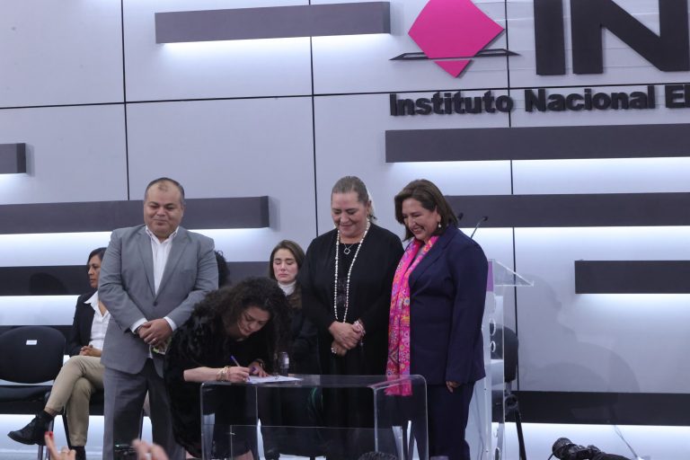 Registro de la Candidatura de la Coalición Electoral "Fuerza y Corazón por México"