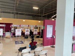 Interior de Módulo de Atención Ciudadana del INE