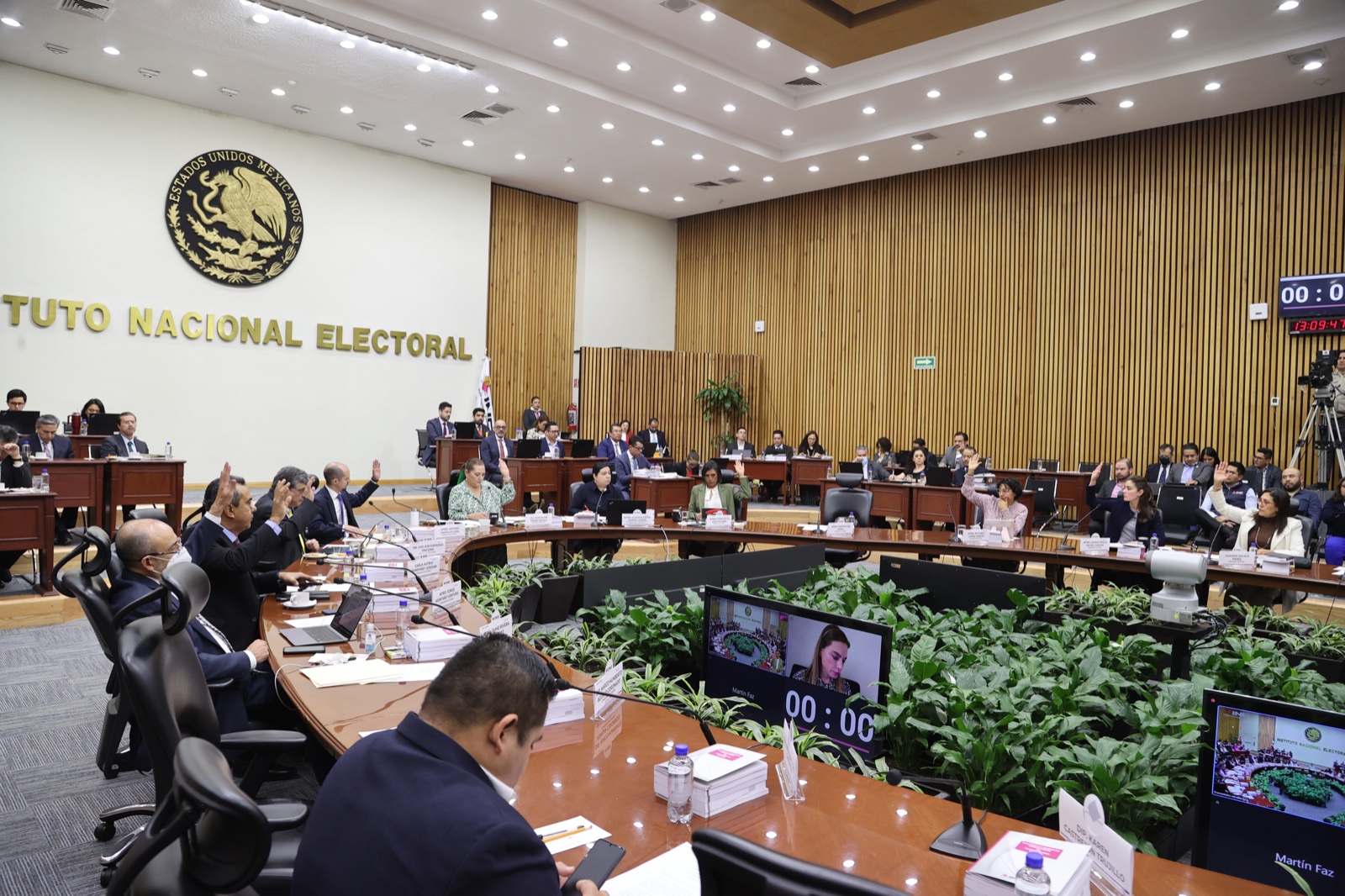 Consejo General del INE en sesión