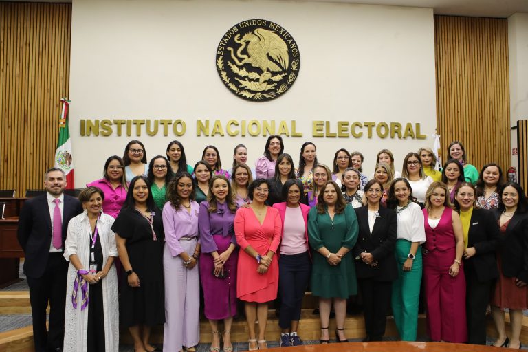 Diálogo entre mujeres a una década de la paridad en México.