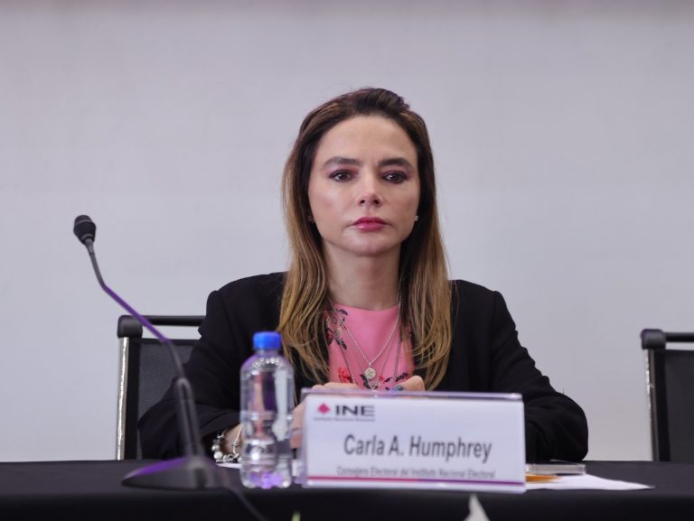 Carla Humphrey Jordan, Consejera Electoral del INE y Presidenta de la Comisión Temporal de Debates.
