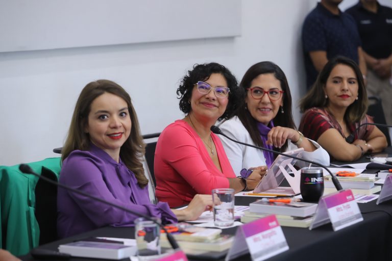 Diálogo entre mujeres a una década de la paridad en México