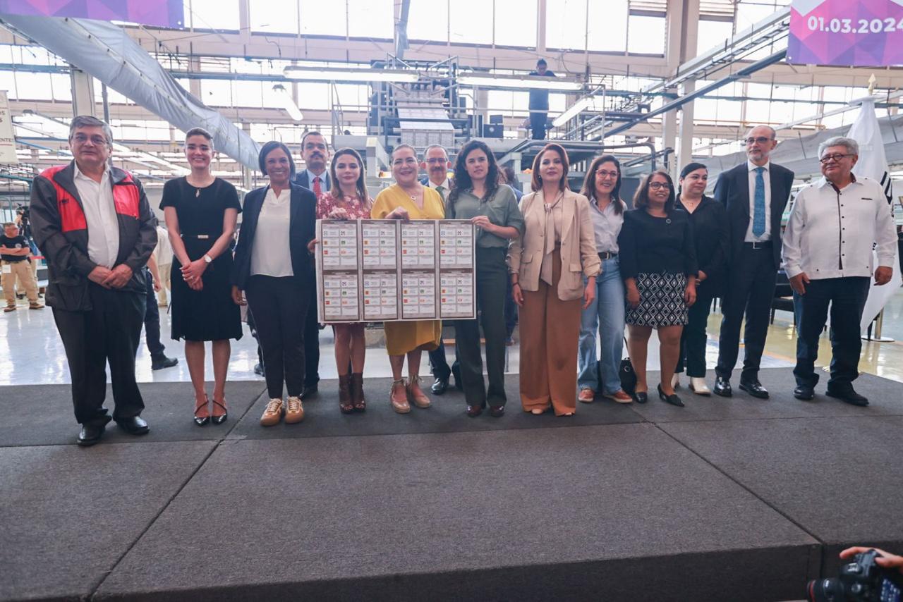 Acto de inicio de impresión de boletas electorales