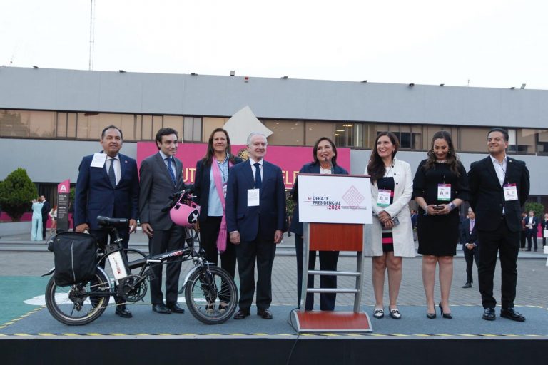 Xóchitl Gálvez, Candidata de la Alianza "Fuerza y Corazón por México".