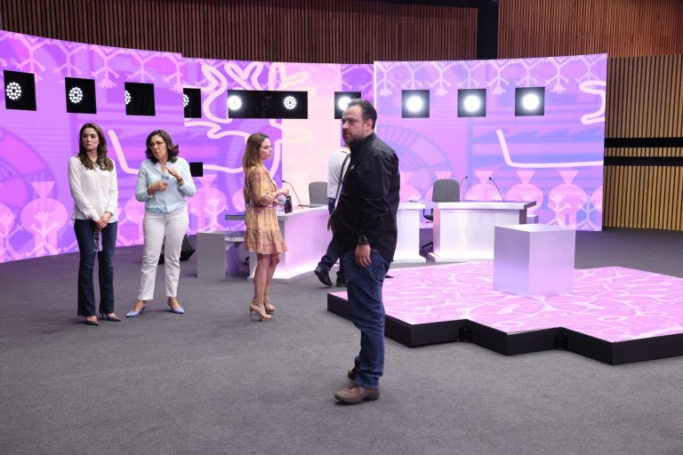 Presentación del Set del Primer Debate Presidencial.
