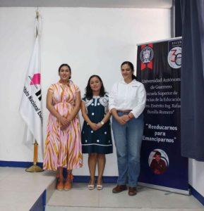 Autoridades del INE Guerrero posando