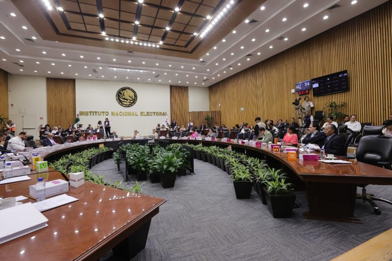 Botón para acceder a la cápsula de audio del Resumen de la sesión del Consejo General del INE