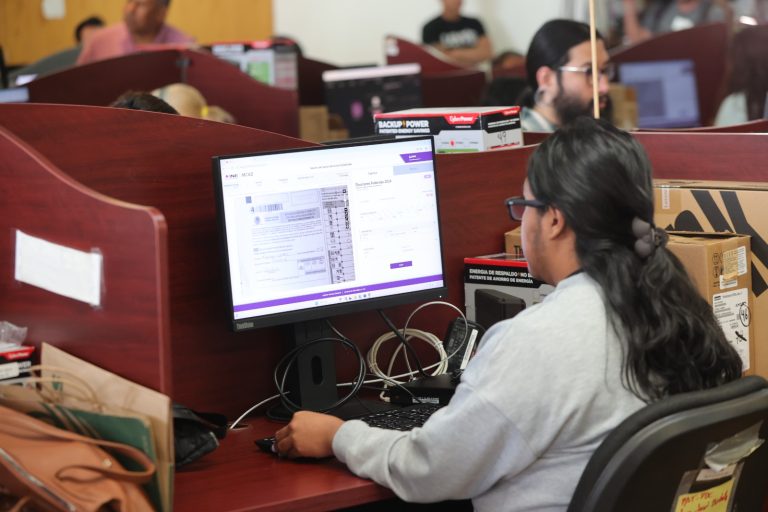 Simulacro en las instalaciones de la calle de Moneda del INE.