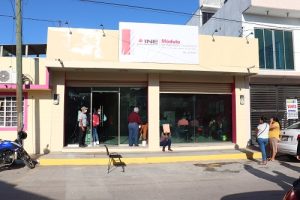 Modulo de Atención Ciudadana visto desde la calle