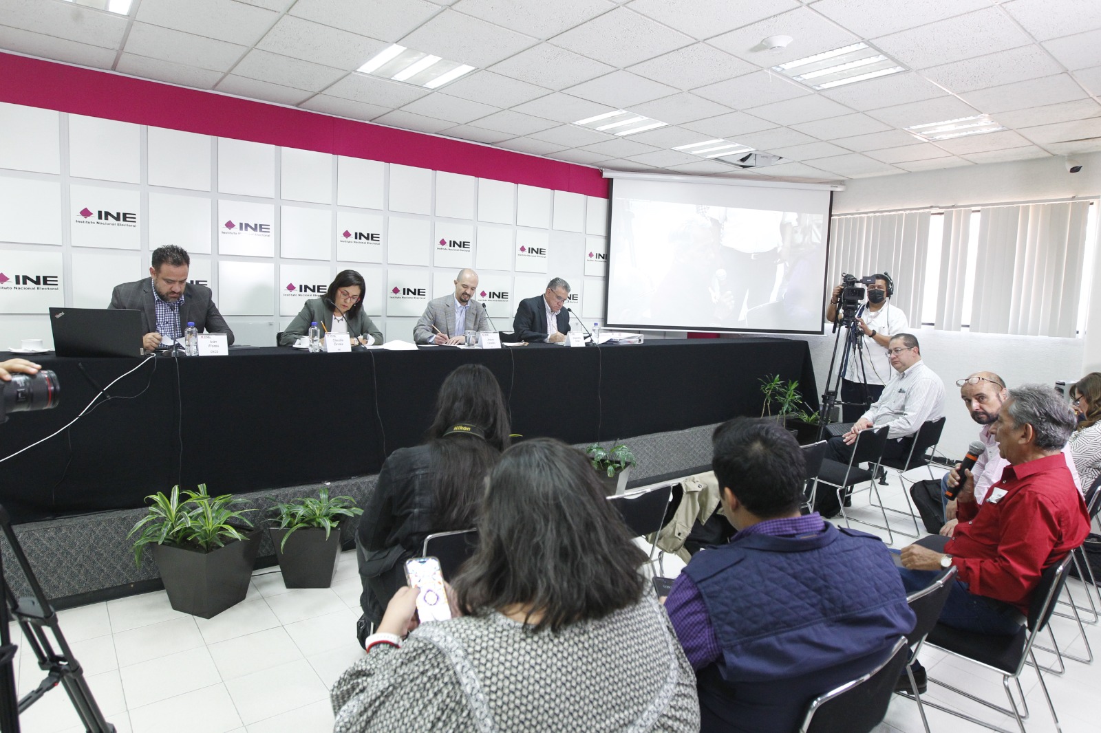 Botón para acceder a la cápsula de audio "Nota Electoral"