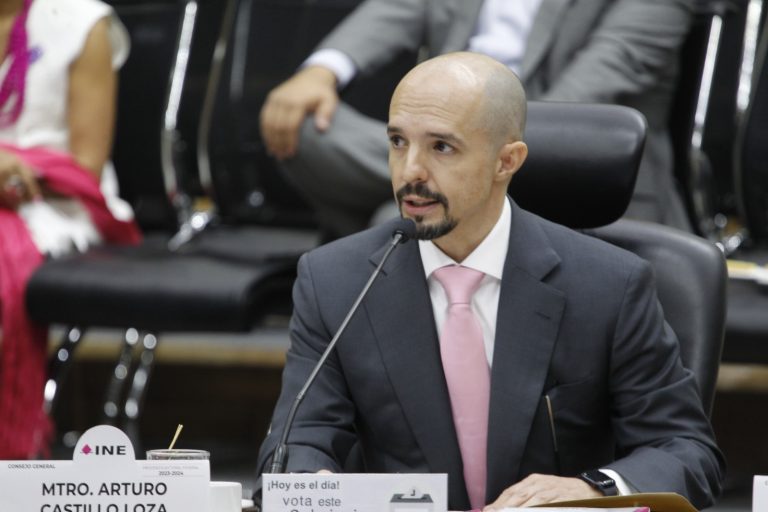 Arturo Castillo, Consejero Electoral