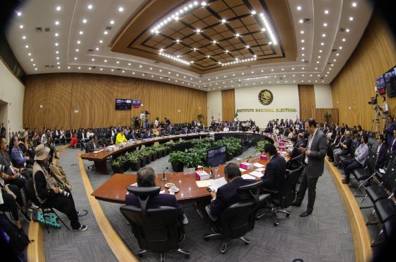 Botón para acceder a la cápsula de audio del Resumen de la sesión de Consejo General del INE